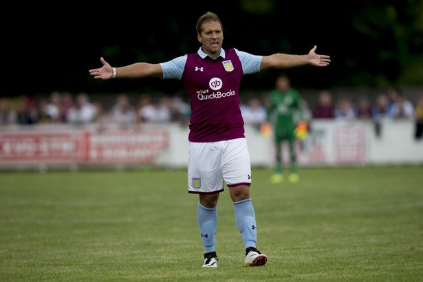  Стилиян Петров в първите контроли на Астън Вила 